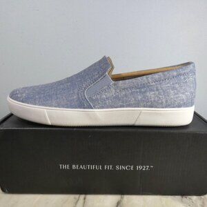 Naturalizer Marianne Office/Weekend Everyday Slip-On Sneaker Clear Sky Blue 9